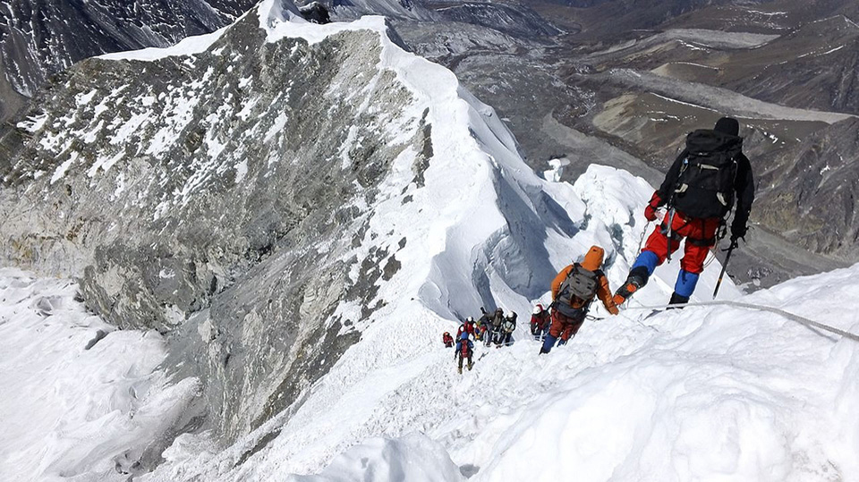 Island-Peak-Climbing